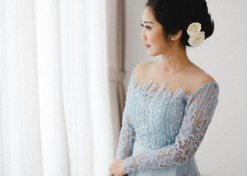 5 Model Kebaya Modern Terbaru, Simpel Tapi Mewah!